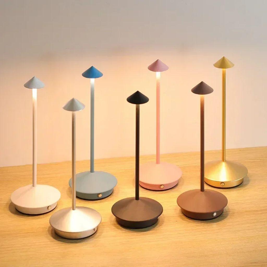 Luminária de Mesa Pina