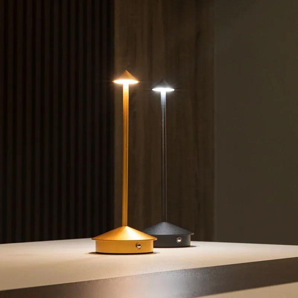 Luminária de Mesa Pina