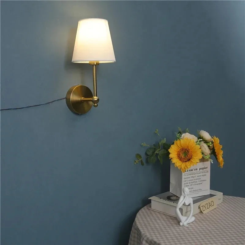 Lâmpada de parede retro americana para quarto, lâmpada de cabeceira, brilho do espelho, candelabro de luxo, abajur de tecido, TV Wall Lights