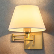 Luminária de Parede com Braço Dobrável