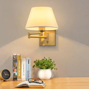 Luminária de Parede com Braço Dobrável