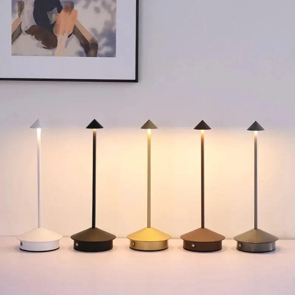 Luminária de Mesa Pina