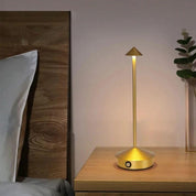 Luminária de Mesa Pina