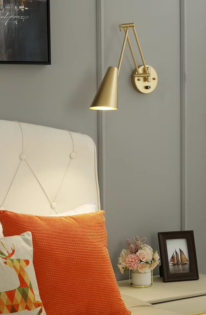 Luminária de Parede LED Ajustável com Braço Retrátil - Akada Brasil